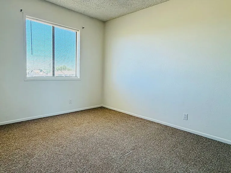 1300 N El Prado Dr — Photo 11