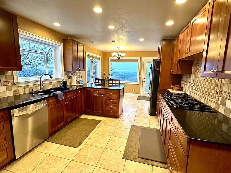 12301 Mountain Ash Dr — Photo 13