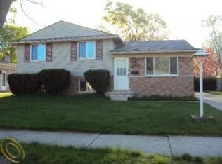 1525 Selma St, Westland, MI