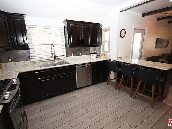 2nd image of 2621 Tilden Ave