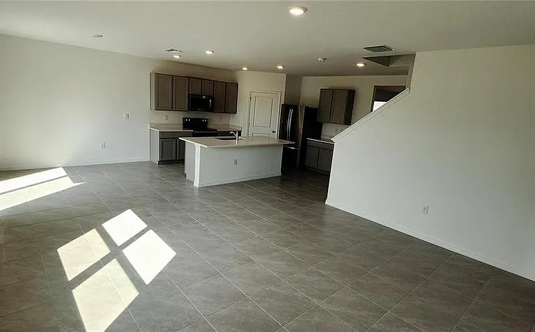 32813 Osprey Peak Way — Photo 9