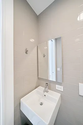 Rented by Living New York | media 9