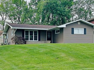 5 Terrace Park Dr, Washington, IN 47501