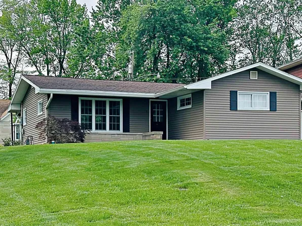 5 Terrace Park Dr, Washington, IN 47501
