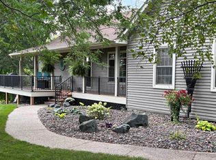 28768 Olympic Trl, Lindstrom, MN 55045