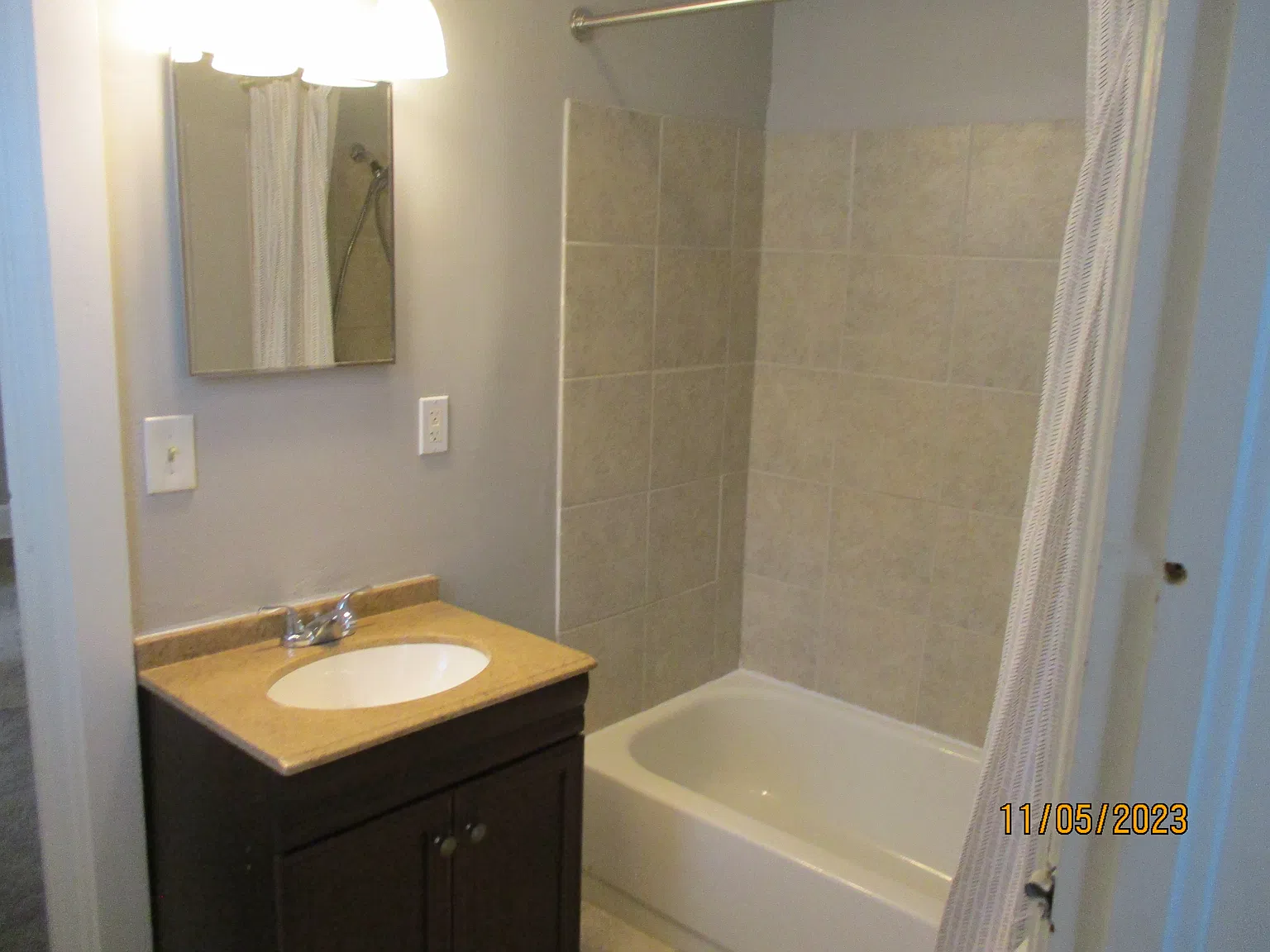 2122 Foye St. — Photo 4