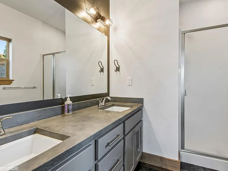 202 Nelson Dr — Photo 19