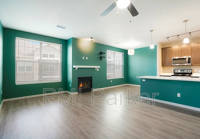 9185 Wilde Ln #302 — Photo 11