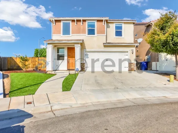 3384 Amanecer Ave, Clovis, CA 93619