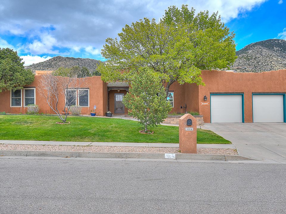 1st image of 5004 Calle Alta NE
