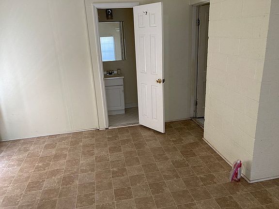 Utility Room W/ Half Bath