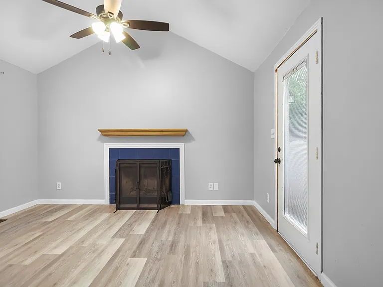 2724 Ann Dr — Photo 23