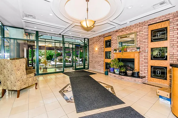 Sold by REMAX Distinguished Homes | media 12