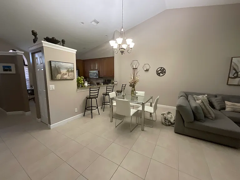 7942 Lexington Club Blvd — Photo 11