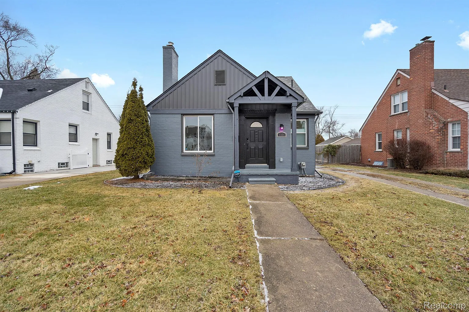 1326 Princeton Rd photo 1