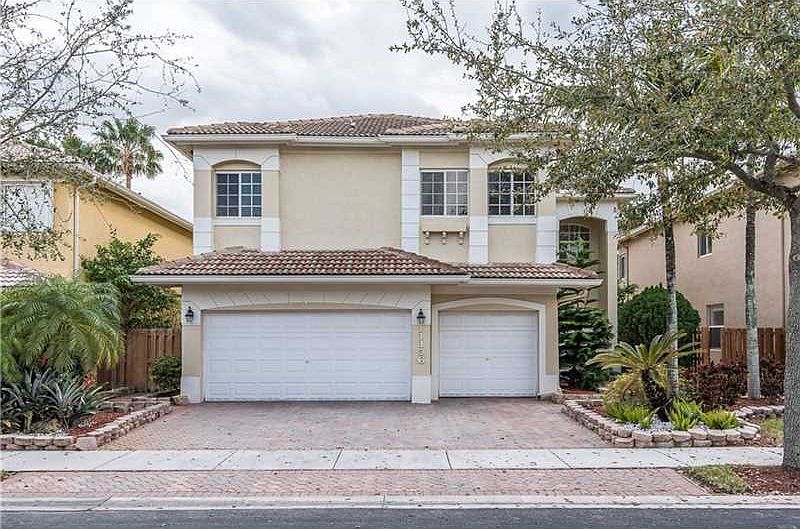 1st image of 11136 NW 72nd Ter