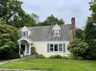 184 Johnson Rd, Scarsdale, NY 10583