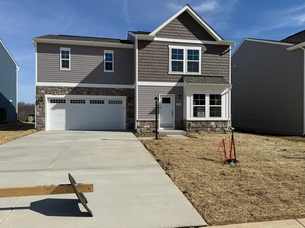 284 Ludgate Mnr, Falling Waters, WV 25419