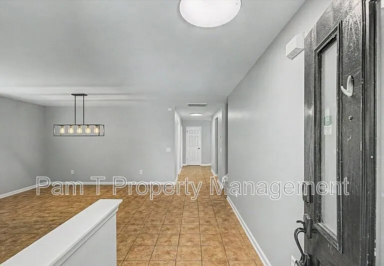 4 Bainbridge Way — Photo 4