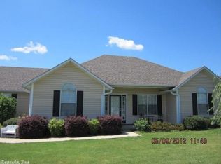 1808 Cloverdale St, Paragould, AR 72450