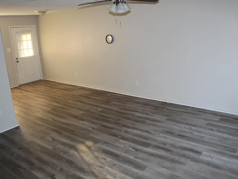 216 Al Pearson Dr #B — Photo 11