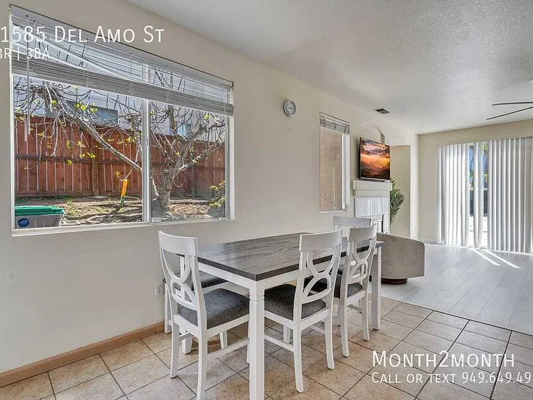 21585 Del Amo St — Photo 10