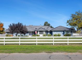 12804 E Alamos Ave, Sanger, CA 93657