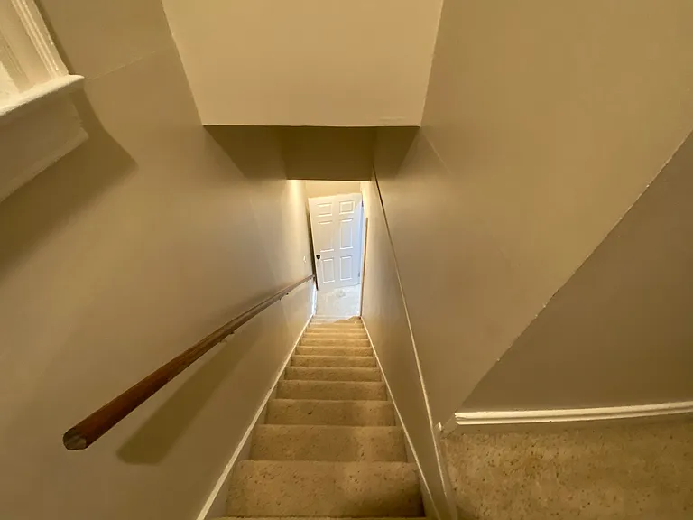 223 Lehigh Ave — Photo 20