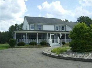 512 E Howell Rd, Mason, MI 48854