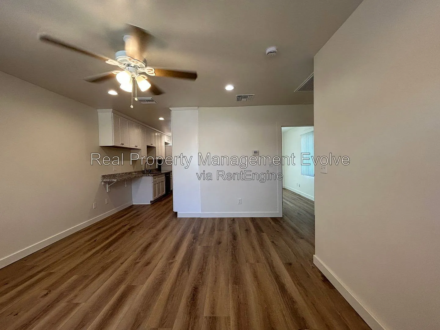 1 bed, 1.0 bath, 550 sqft, $1,145 — Photo 3