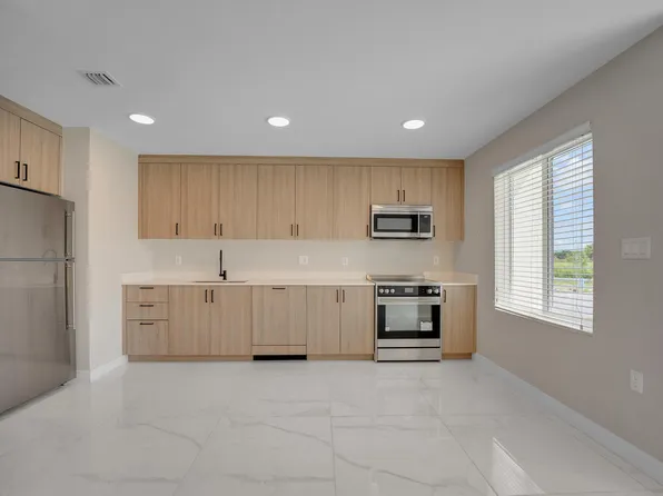 26220 SW 138th Ave, Homestead, FL 33032