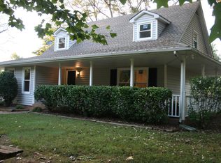 725 Salem Rd, Clarksville, TN 37040