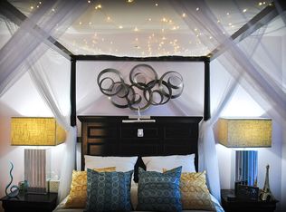 420 Ridge Ln, Nazareth, PA 18064