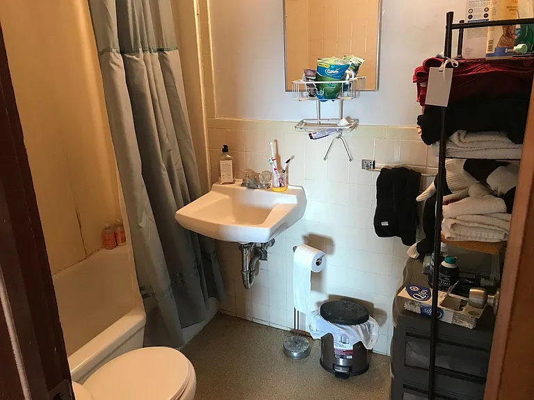 514 S Aurora Street — Photo 6