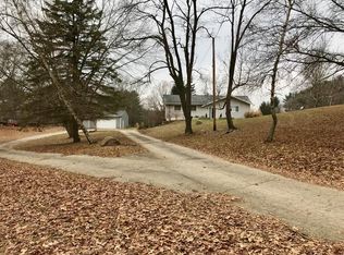 5200 Sylvan Rd, Manchester, MI 48158