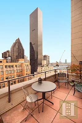 Sold by Halstead Real Estate | media 19