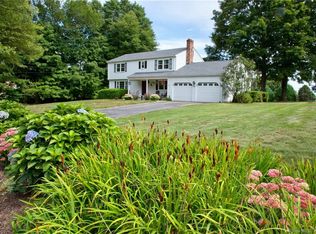41 Burr Rd, Bloomfield, CT 06002