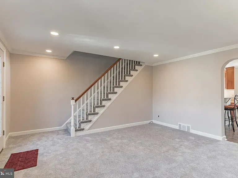 268 Childs Ave — Photo 13