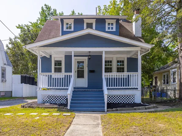 78 Blackwood Rd, Clementon, NJ 08021