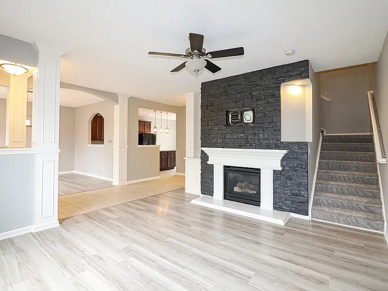 13539 Erlen Dr — Photo 43