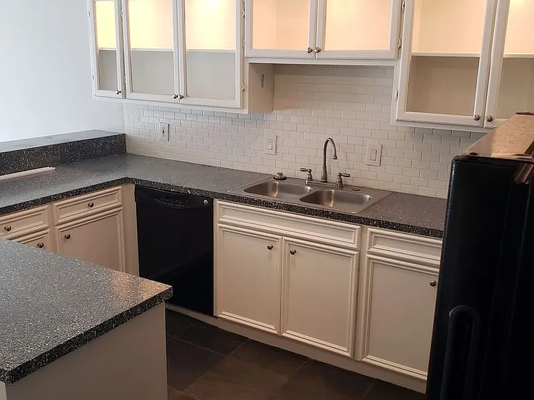 2322 Richton St #20 — Photo 5