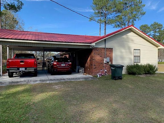 4th image of 101 Knotty Pine Dr