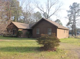 128 Pepperbox Ln, Port Haywood, VA 23138