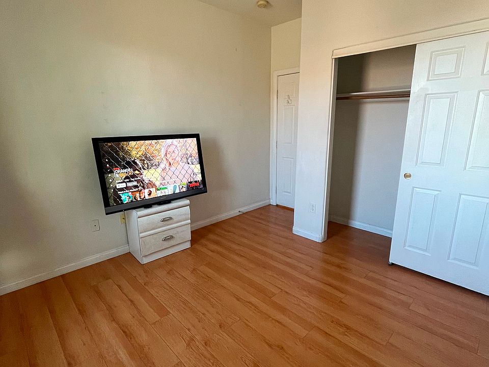 1st image of 294 Sea Rim Ave