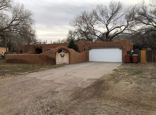 28 Cadillo Ln, Corrales, NM 87048