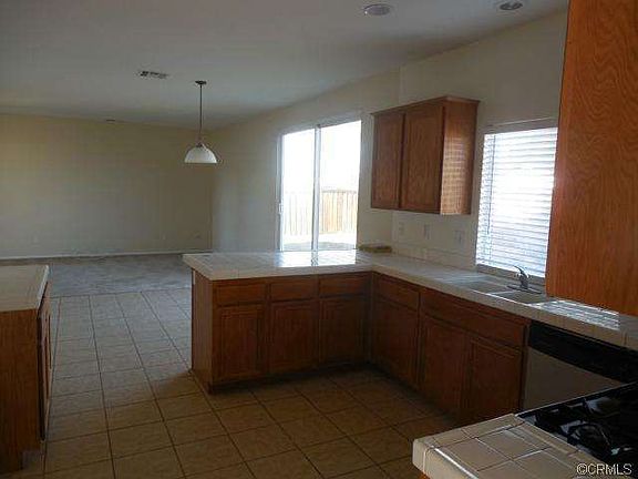 3rd image of 973 Peaceful Ln