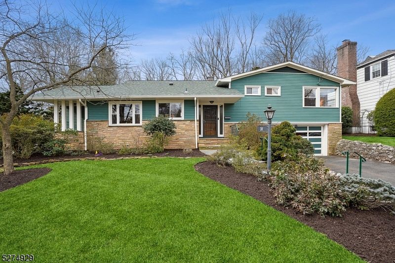 1st image of 31 Glenside Dr