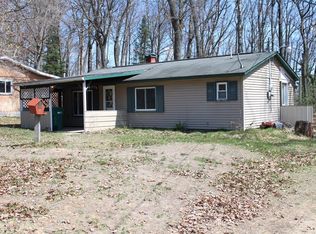 4012 Janet Dr, Harrison, MI 48625