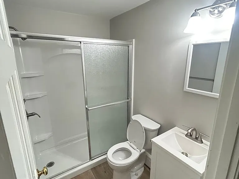 56 Curtis St — Photo 4