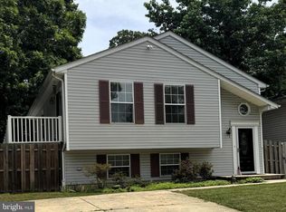 7821 Camp Rd, Pasadena, MD 21122